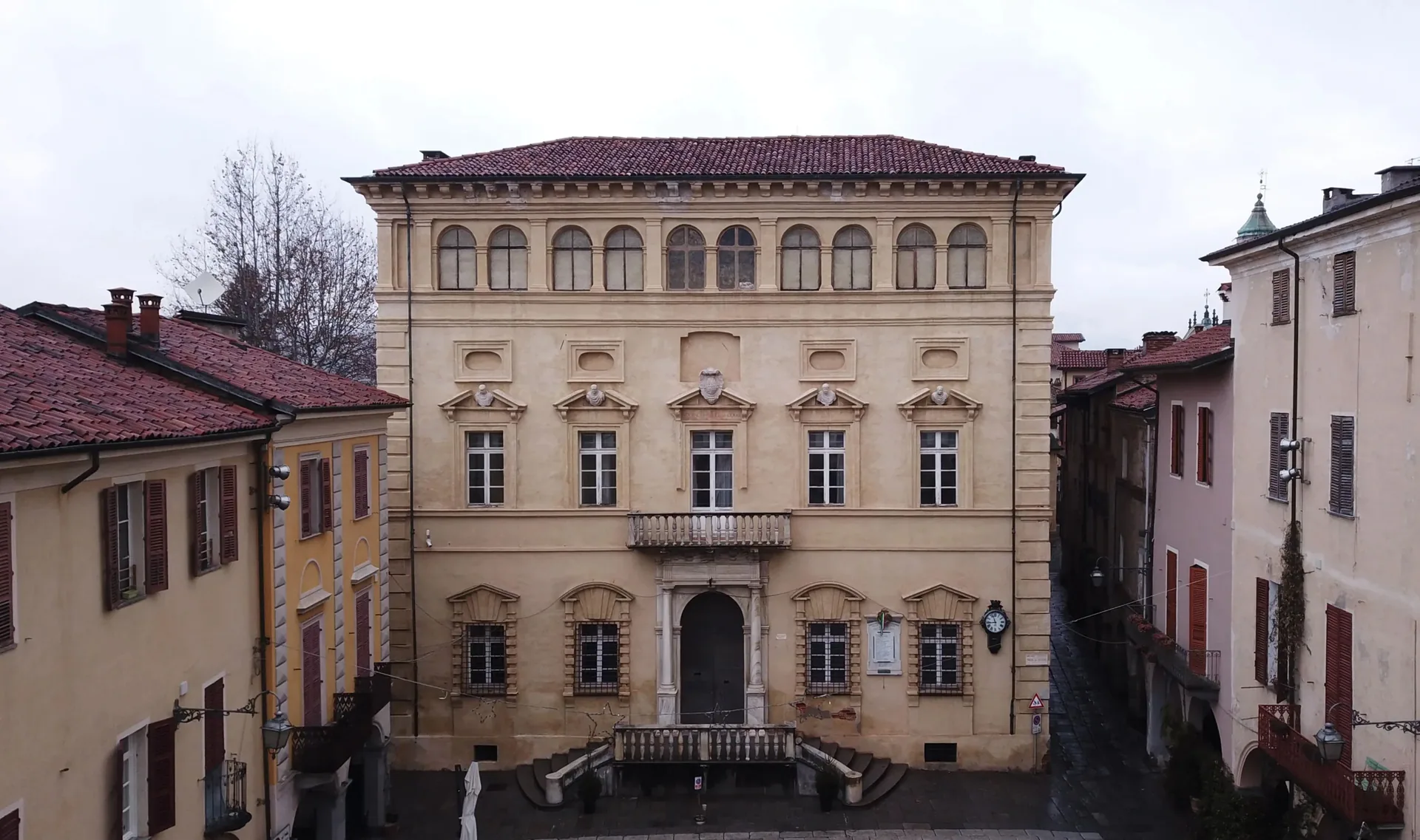 Restauro e rifunzionalizzazione di Palazzo Cisterna a Biella — foto 1